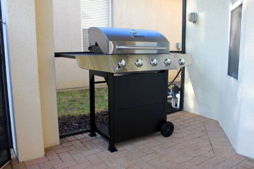 The 4 Burner BBQ Grill - Free To Use During Your Stay At This Windsor Hills Luxury Villa Rental By Owner